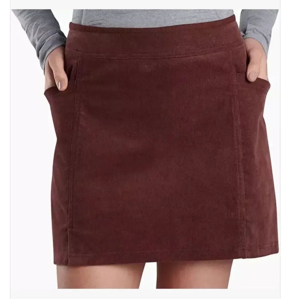 Kuhl STROVA Bordeaux Corduroy Four Pocket Mini Skirt